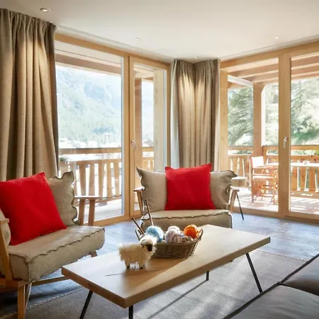 アパート Contact Us At What App - 0041-798-078-462 For Bookings! - With Fascinating Views Over *